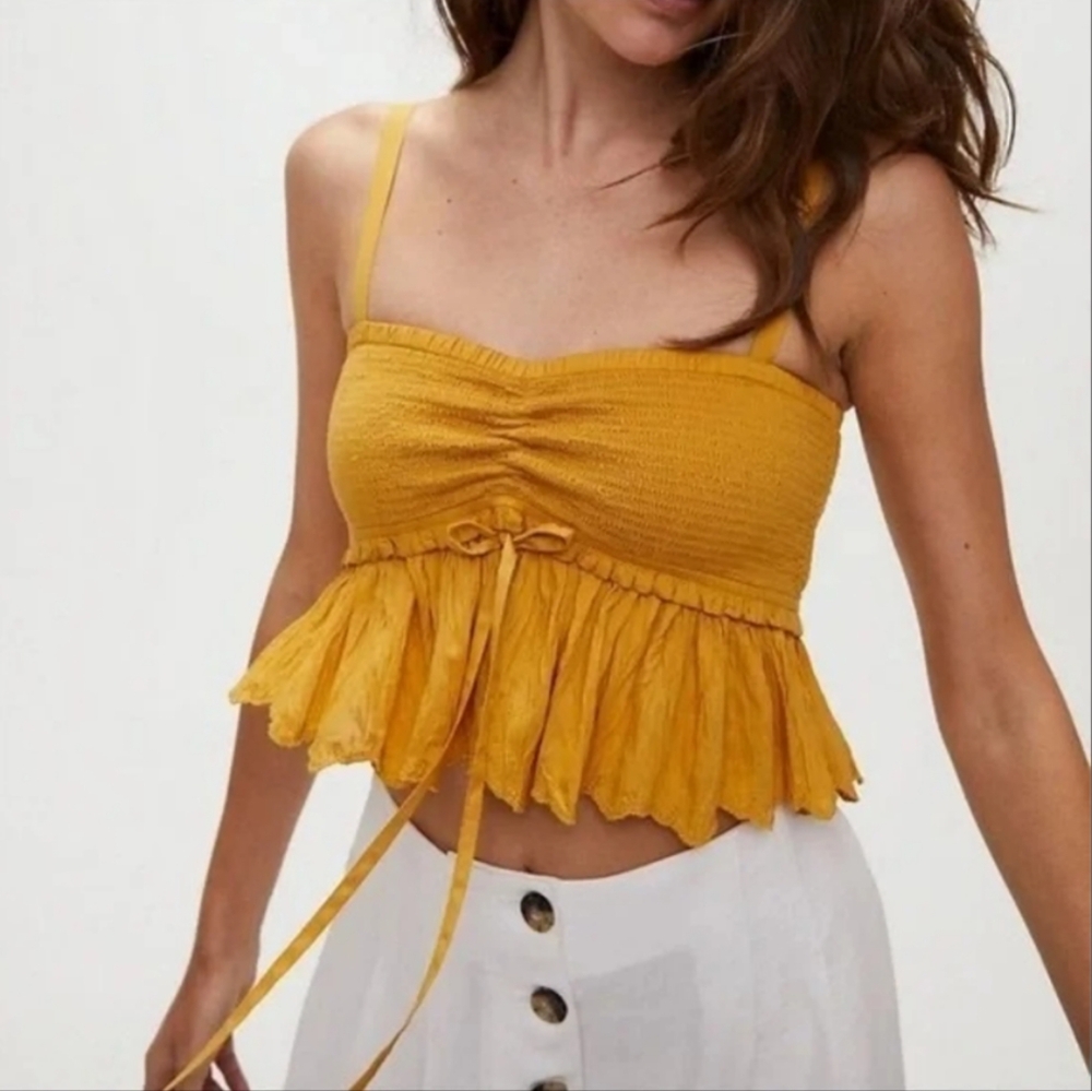 Aritzia Wilfred Dareau Crop Top Small